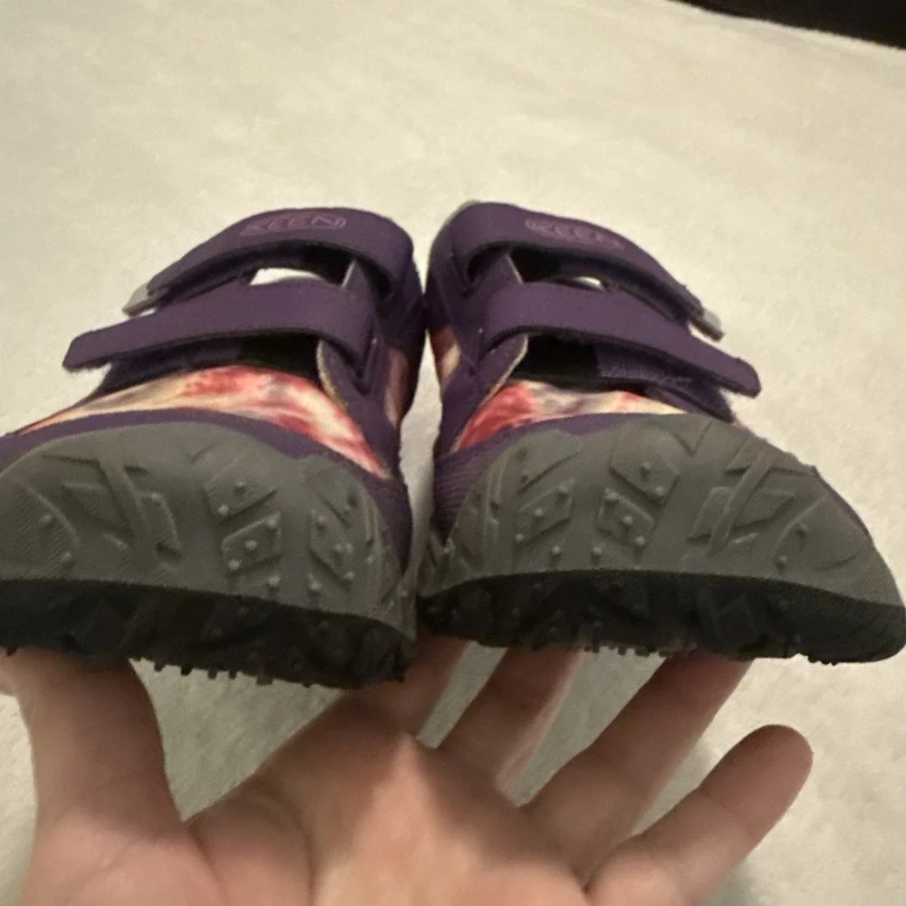 Keen Speed Hound Water Hike Shoes Youth Size 4 Girls Pink Purple Rubber Sole